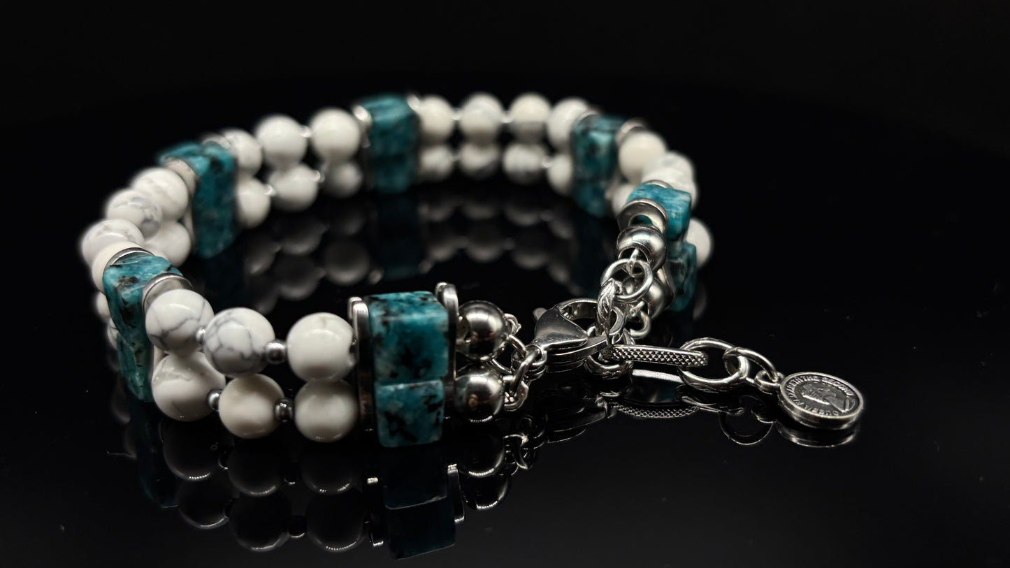 The “Chick In Details” - (White & Turquoise)